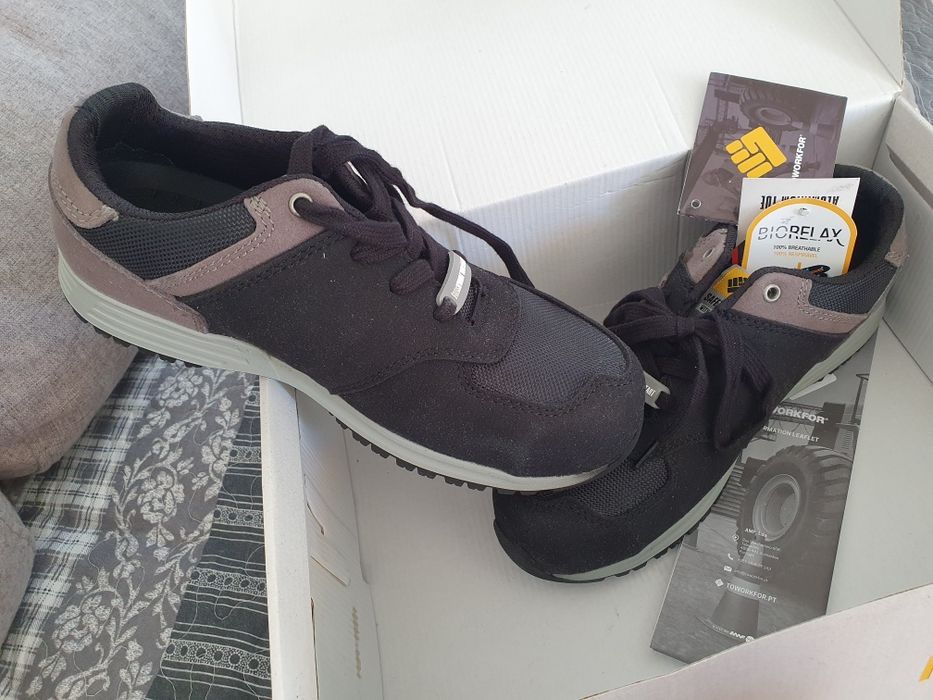 Pantofi safety 38