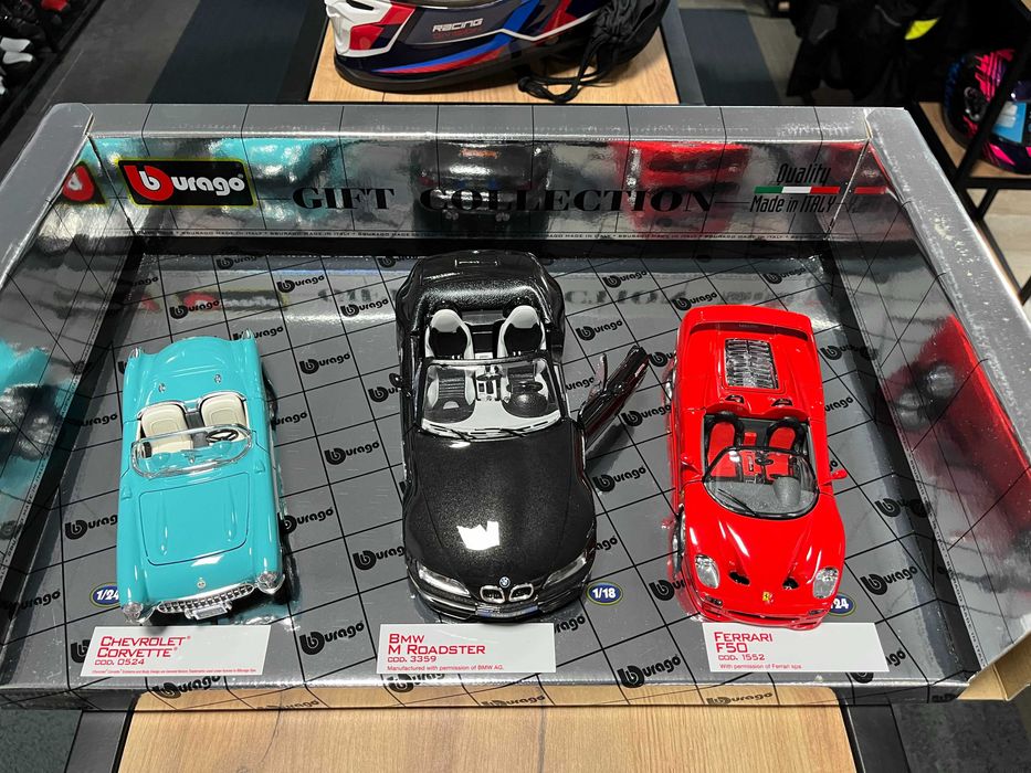 Колекционерски комплект BBURAGO GOLD COLECTON 1:18 и 1:24 BMW,FERRARI