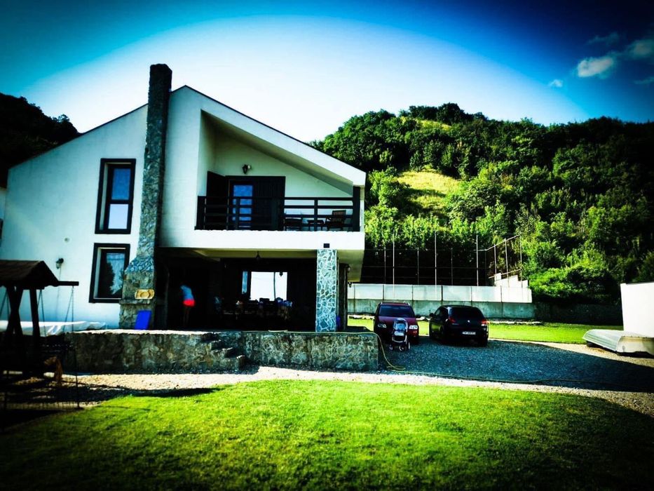 Divici camere Clisura Dunării Cazare cu piscină, ponton | Wi-Fi, AC, grătar