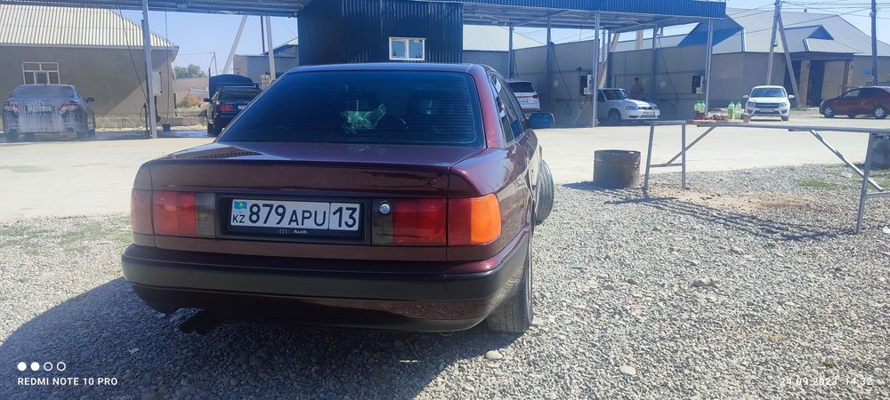 Ауди 100 с4 2.8  газ бензин