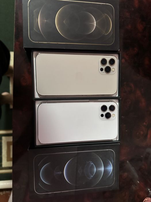 iphone 12 pro karobka. Dakument  ideal sostayeni  sotiladi.