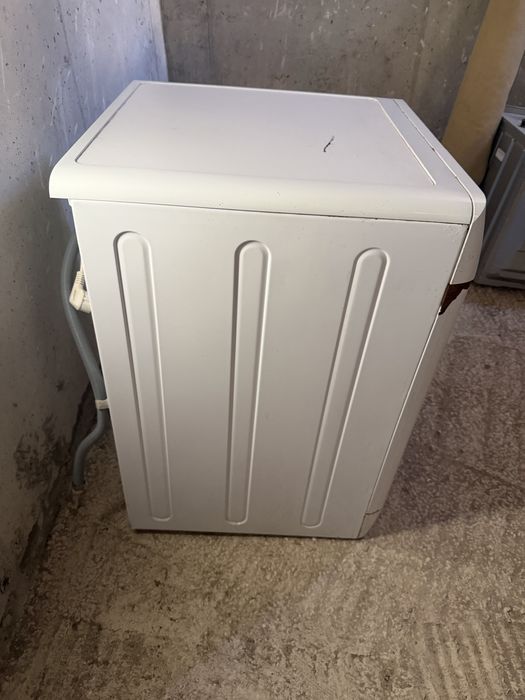 Перална INDESIT  9kg със сушилня