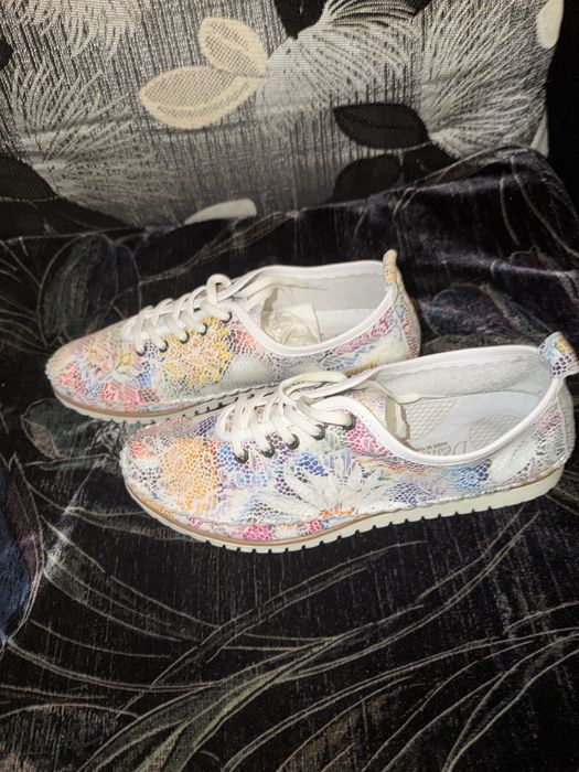 Спортно елегантни Обувки - дамски от естествена кожа