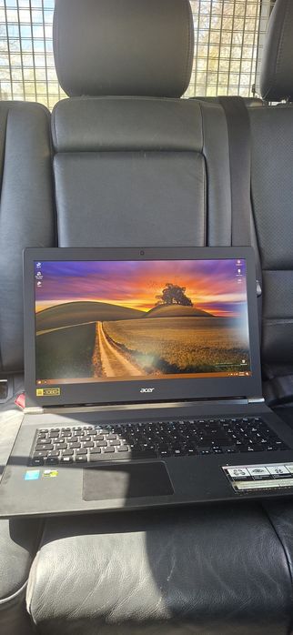 Laptop Gaming Acer i7 / 16GB RAM / SSD + HDD / GTX-Rapid și Puternic.