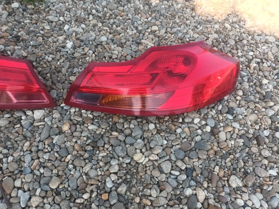 ляв и десен стоп за опел инсигния комби 08 -15 OPEL INSIGNIA инсигниа