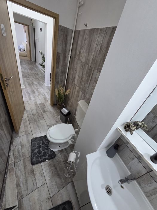 Apartament Ultracentral 2 camere decomandat centru,renovat Martie 2026