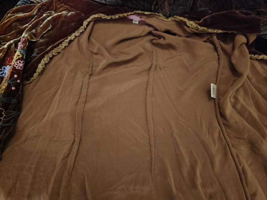 Cardigan de dama Catifea 100% Matase, foarte fin (made in Vietnam)