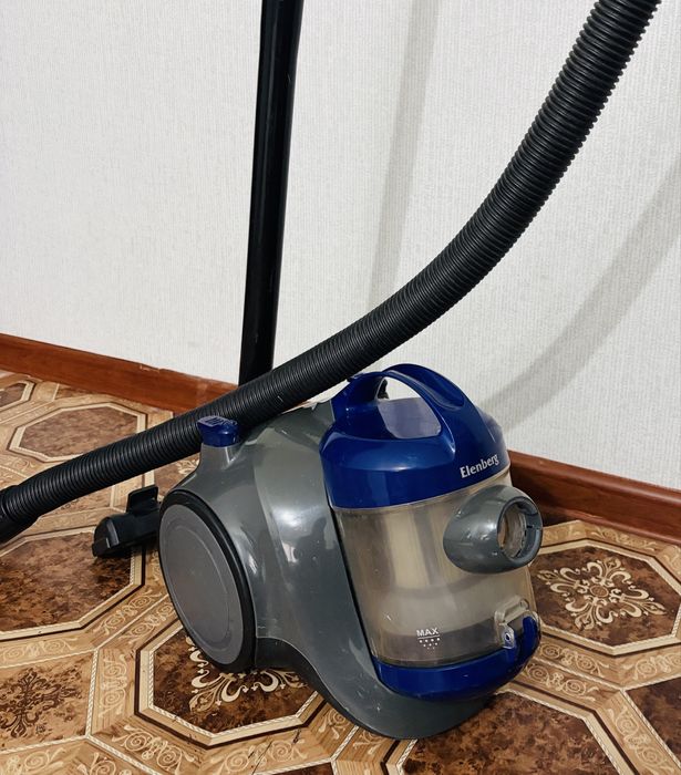 Пылесос Elenberg MD-VC12K