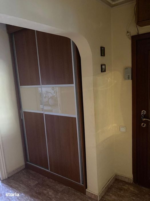 Ap. 3 camere decomandat, zona Dacia–73mp, centrală proprie, 2băi, boxă
