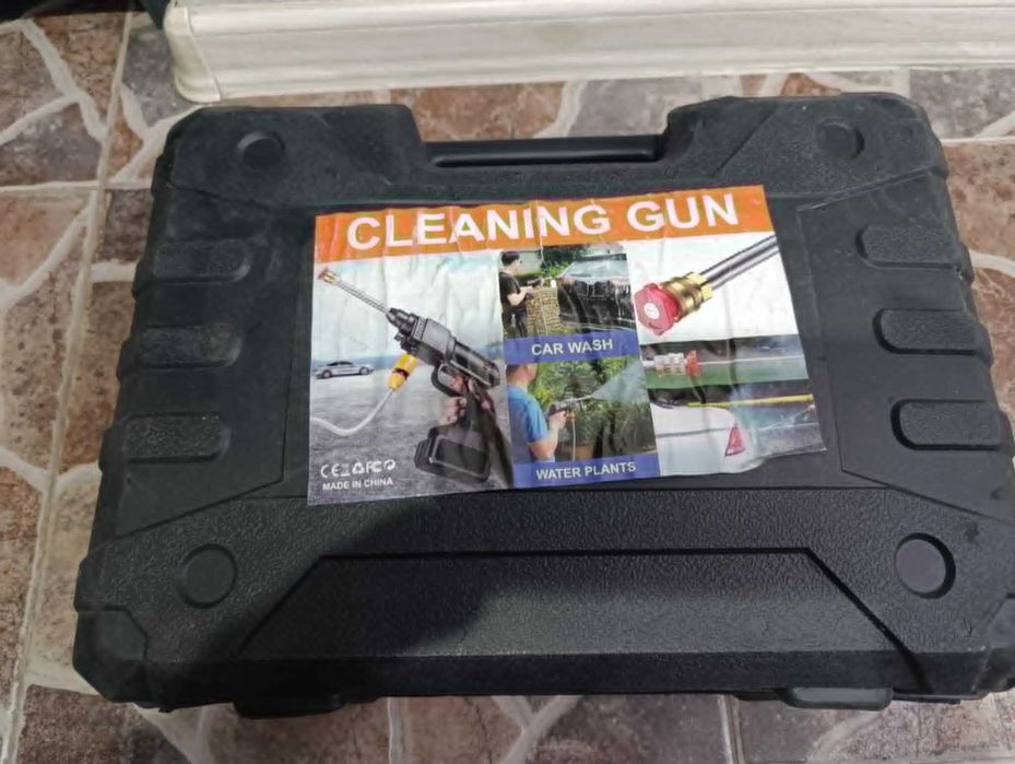 Акумулаторна мобилна водоструйка