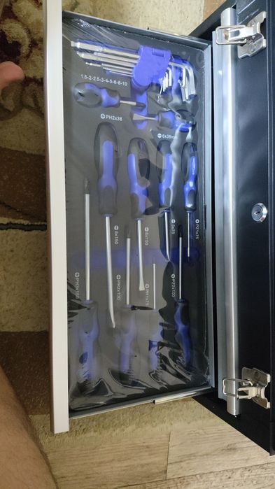 Продам набор инструментов