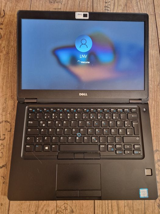 Vand Laptop DELL Latitude 5480,  I7 gen 6,8gb ram, 256 ssd, Nvidia 930MX