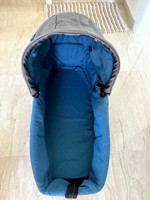 Бебешка количка MUTSY 2 в 1