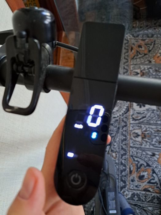 Самокат Xiaomi Mi Electric Scooter