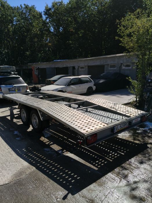 Remorca platforma auto 2026 NIEWIADOW Jupiter 4.5m MTMA 2000kg dreapta fata coborata spate CA NOUA