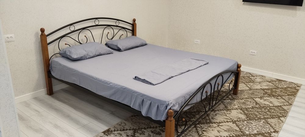 Сдается 1 ком.кв. посуточно