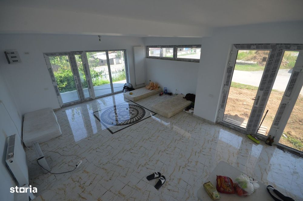 Casă 4 camere -  premium -  Stefanestii de Jos - teren 556 metri