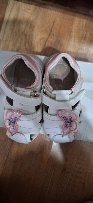 Сандали 23ти номер