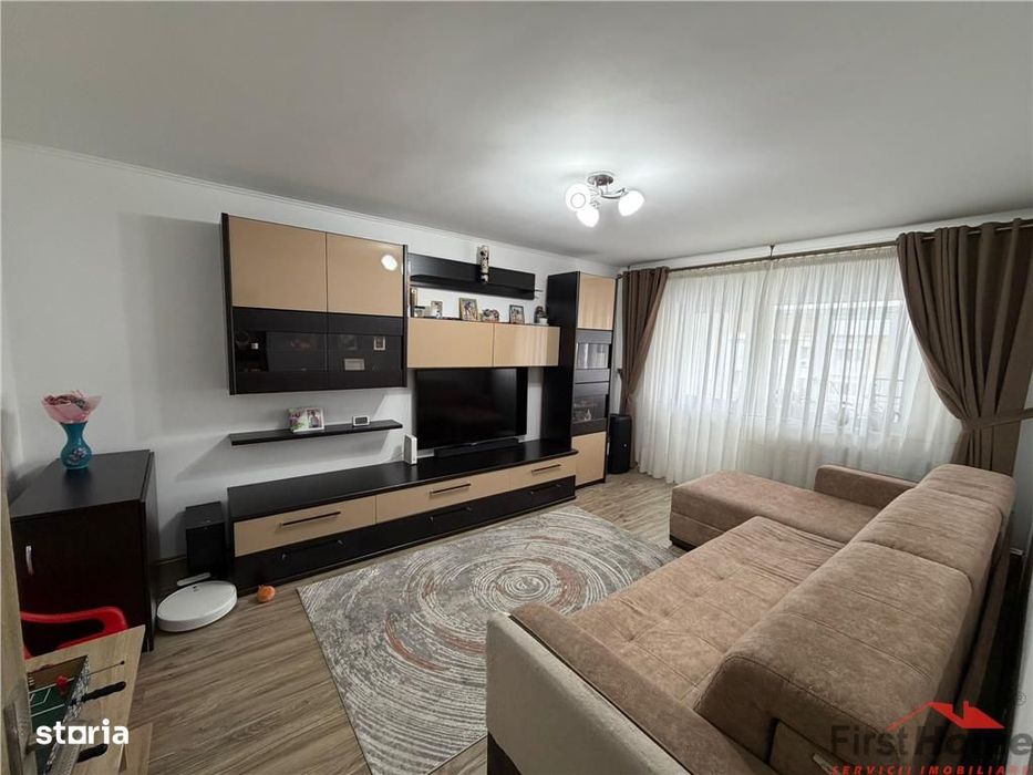 Apartament 2 camere, hol patrat, logie + balcon, mobilat si utilat