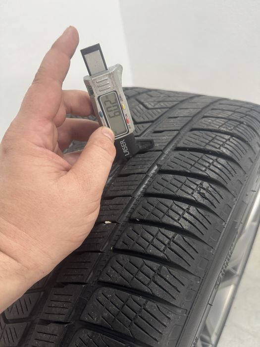 Jante Porsche Cayenne R21 Originale Iarna Pirelli 3E 9Y