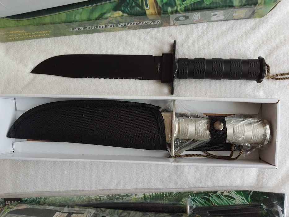 Set de 4 cutite NOI, Rambo replica Survival Vanatoare Camping Drumetie