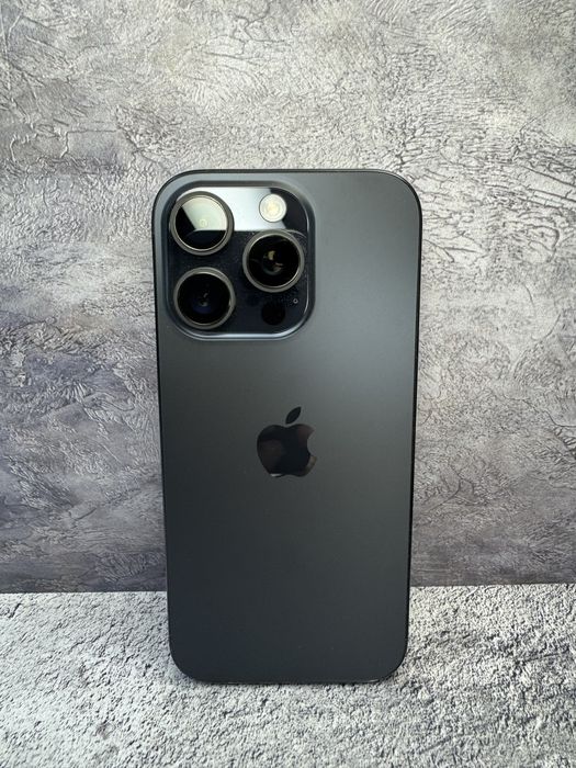 Айфон 16 про на 128 гб акб 93%