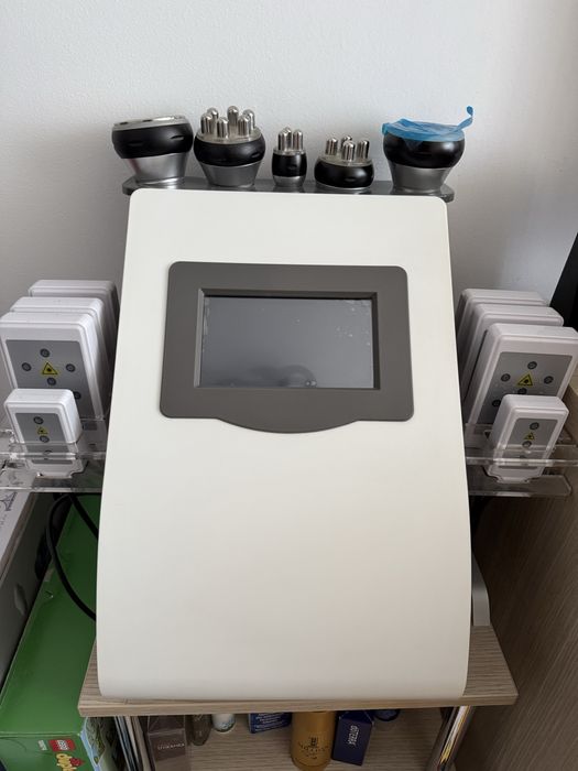 Aparat profesional cavitatie cu lipolaser radiofrecventa, vacum si RF