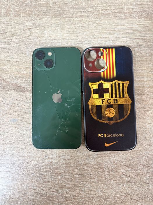Продам Iphone 13