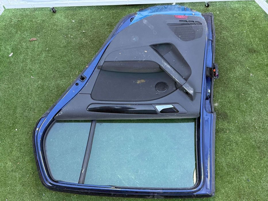 USA PORTIERA SPATE DREAPTA VOLKSWAGEN GOLF 6 1.4 TSI BENZINA 2013 COD OEM 5G4833056AC / HATCHBACK 2012-2019