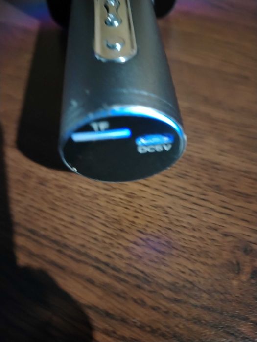 Микрофон mi mic, блутунг, безжичен, има кабел за зареждане