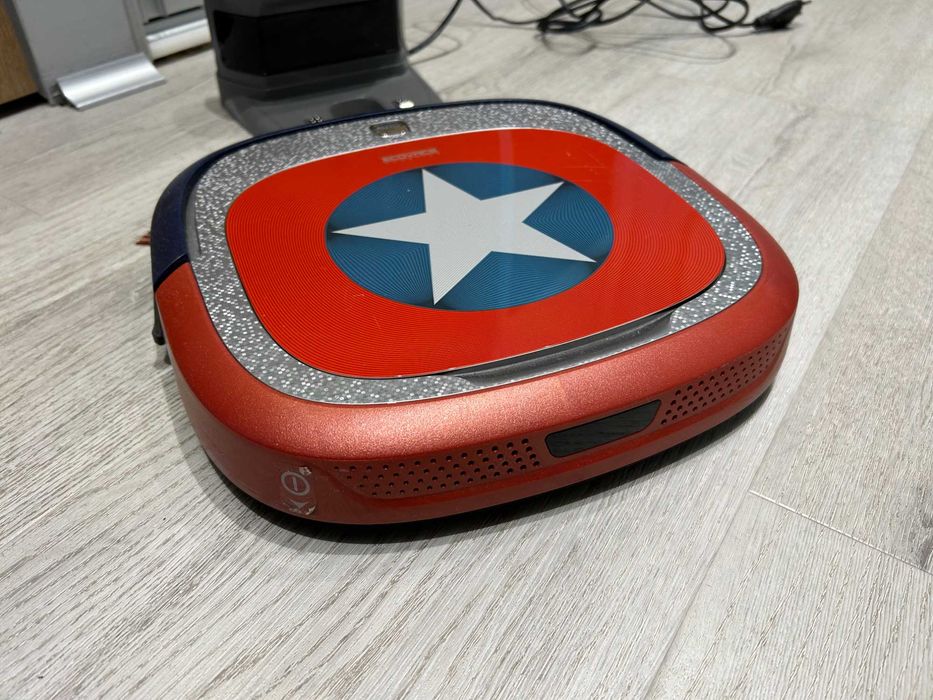 П рахосмукачка робот ECOVACS Robotics Deebot Slim Marvel Edition