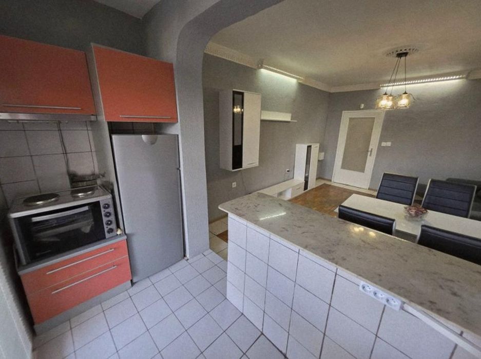 Дава се под наем Тристаен апартамент в София, Люлин 5 - 88 кв.м за 600 € - Снимка #2