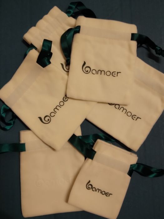 Set 6 săculeți catifea pentru bijuterii