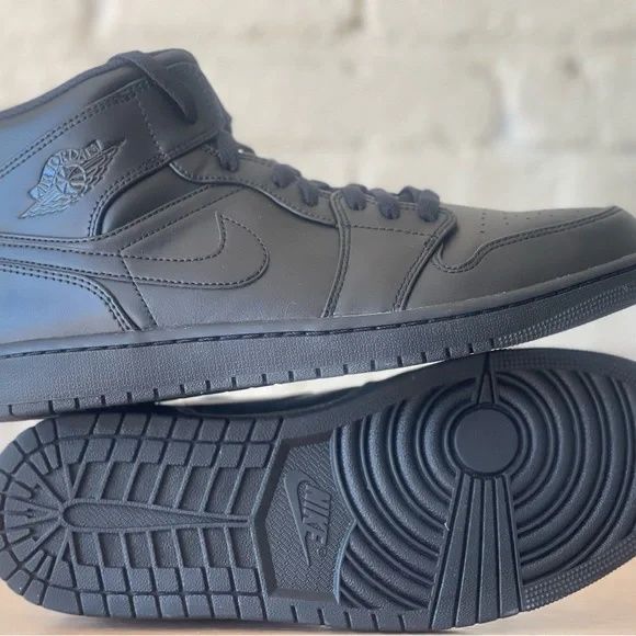 Air Jordan 1 mid номер 49.5