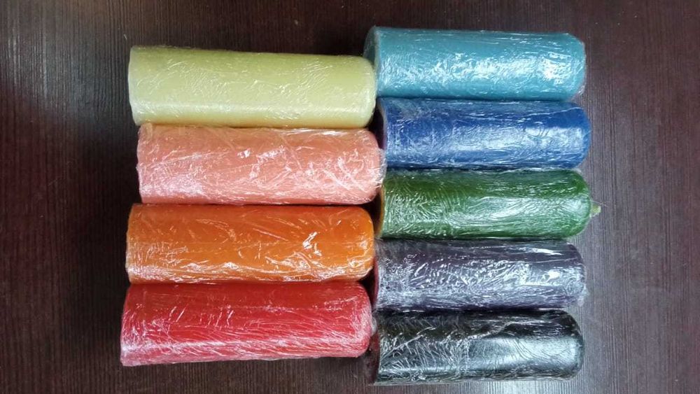 Свечи цилиндры восковые цветные