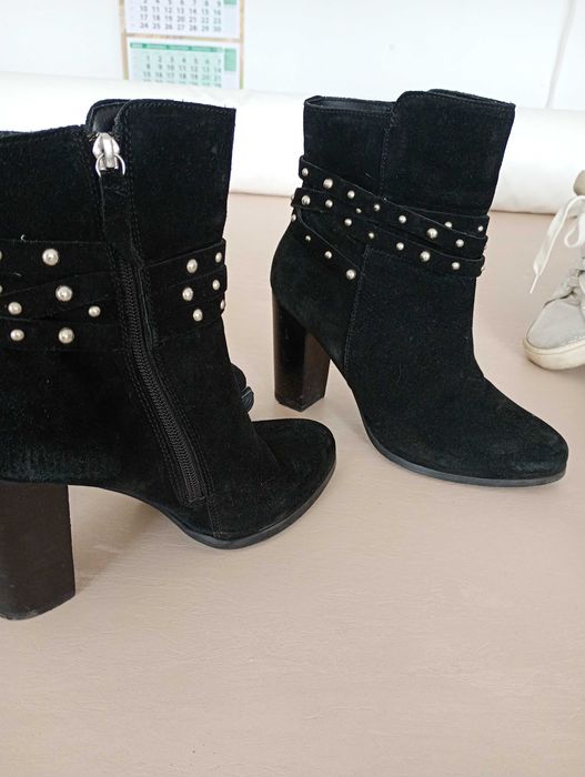 Дамски обувки 6лв/брой