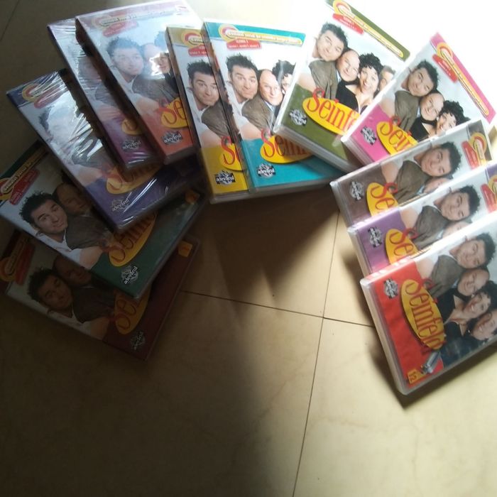 Vând colecție completă DVD Seinfeld