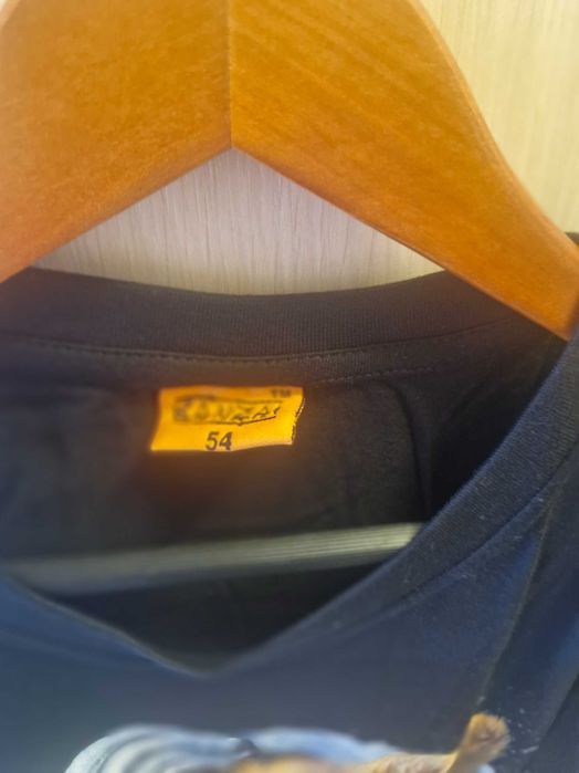 Продават се мъжки тениски