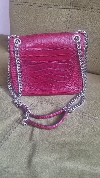 Чанта, естествена кожа, датска марка Leowulff, цвят бордо