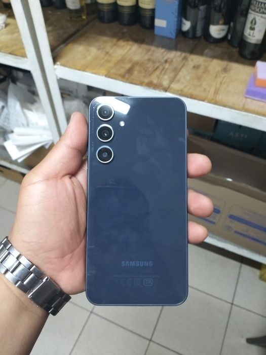 Продам самсунг а35 128/ 5g