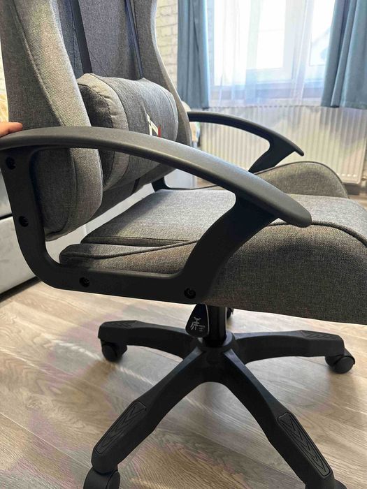 НОВ Стилен Геймърски стол GAMELAB NOMAD Breeze, тъмносив