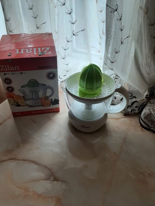 Storcator electric  de citrice
