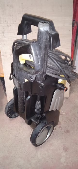 Продам Керхер К5