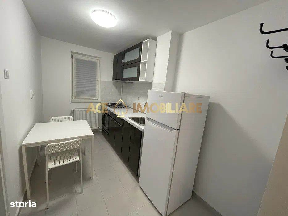 2 Camere de inchiriat | Victoriei | Metrou