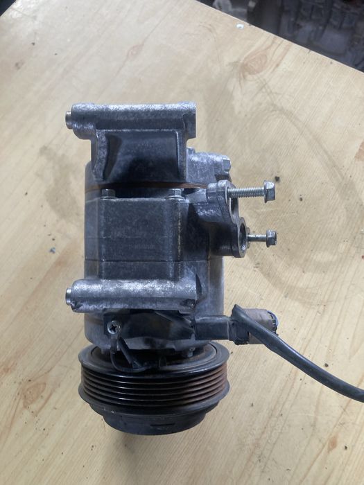 Mazda 3 2.0 i 2017 година Компресор Климатик