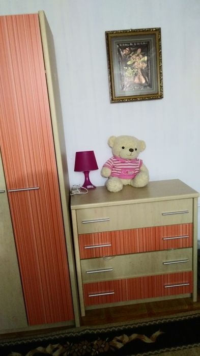 Детская мебель. Шкаф и комод
