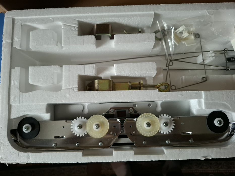 Автоматический сменник цвета  Silver reed