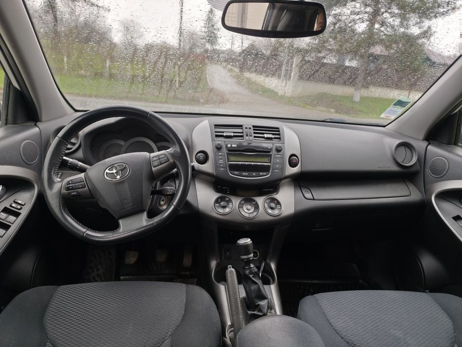 Rav 4 diesel 110 kw, 2010