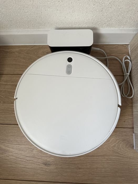 Продам робот пылесос Xiomi