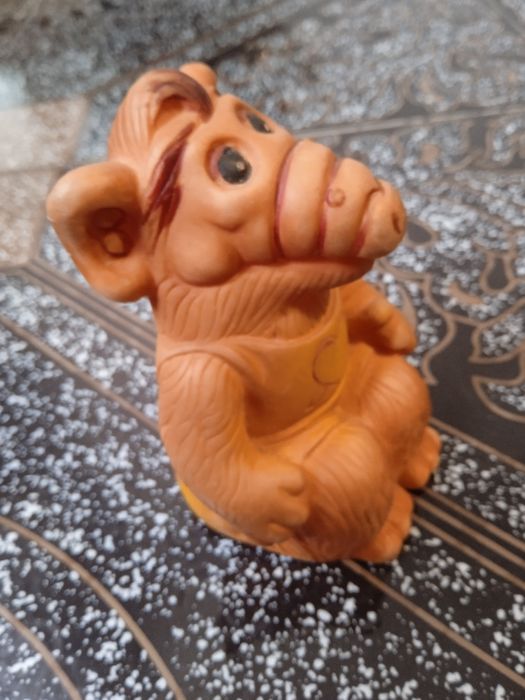 Използвана гумена играчка